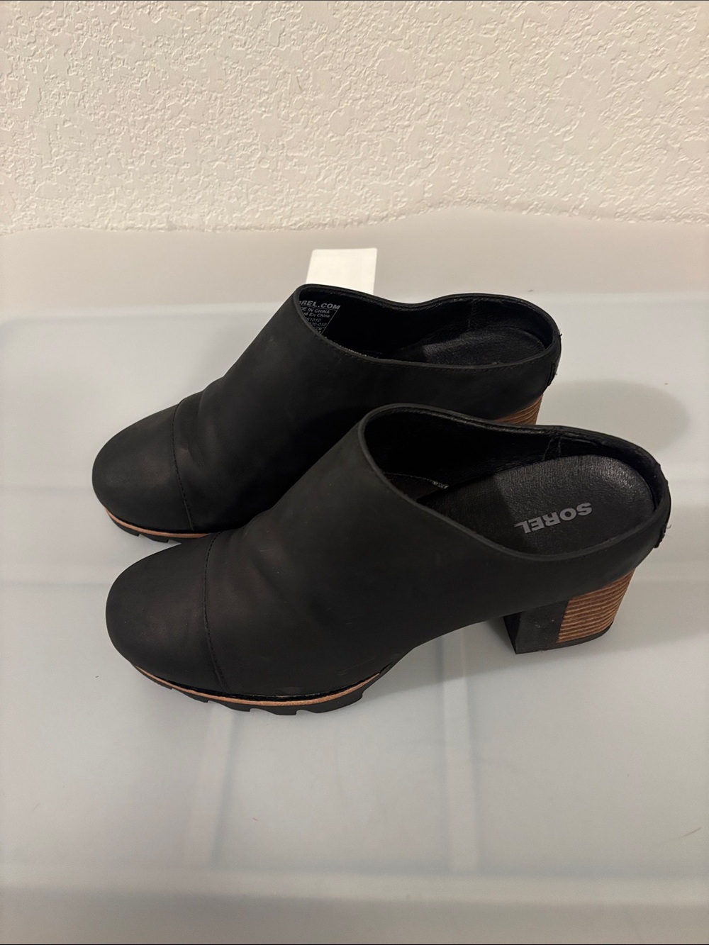 Sorel Black Addington Mule boots SZ 8.5 stacked heel slip on waterproof leather - Picture 3 of 12